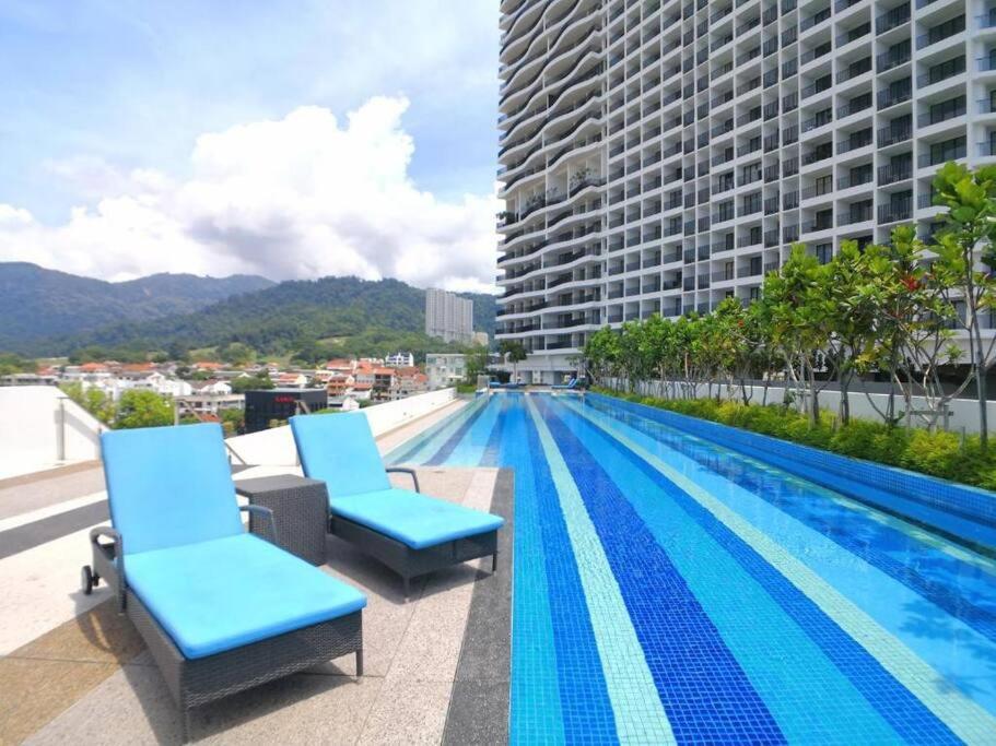 Deluxe Seaview Suite Twin Bed By The Only Bnb Tanjung Tokong Ngoại thất bức ảnh